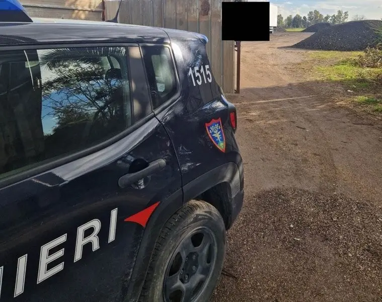 Carabinieri 230426E